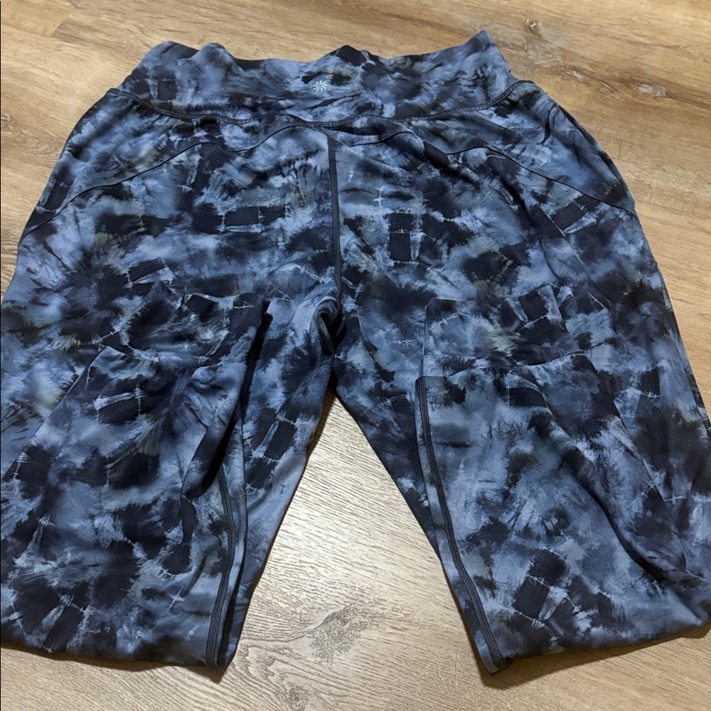 Athleta Salutation Printed Jogger tie-dye style,Calypso Navy Large - Picture 7 of 8